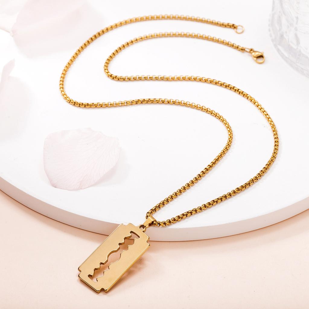 European and American Hip Hop Glossy Geometric Pendant Men's Long Versatile Chain Blade Necklace