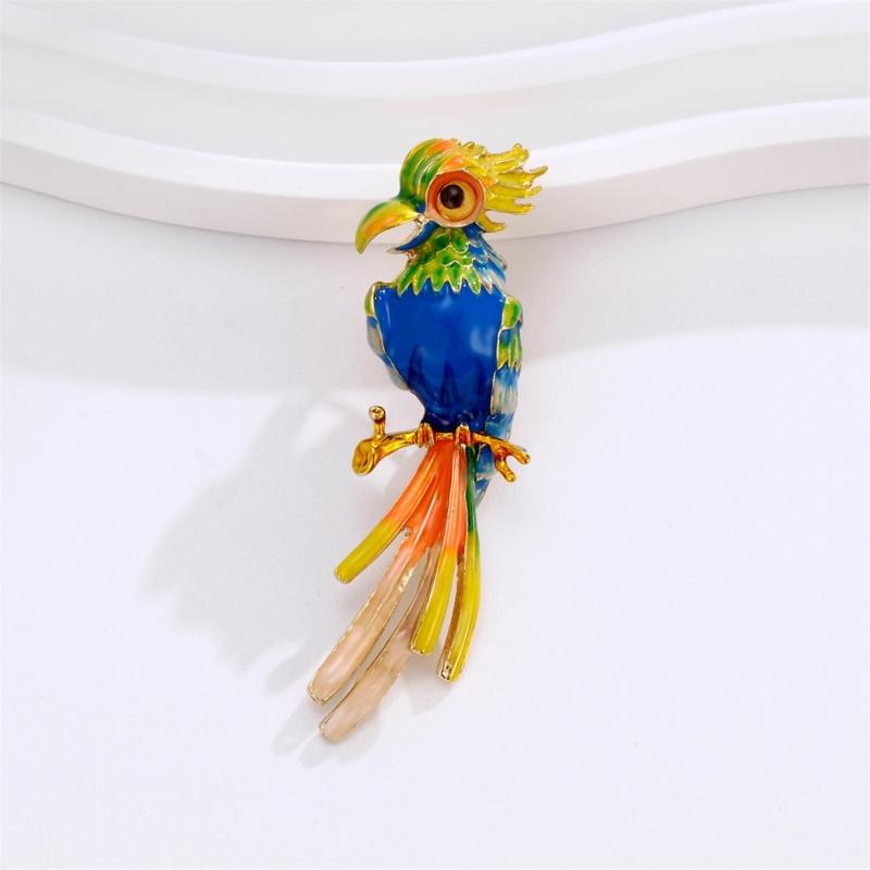 Multipurpose Fun Sophisticated Parrot Brooch Elegant Designs Portable Fashion Accessory for Performers Daily Outfit