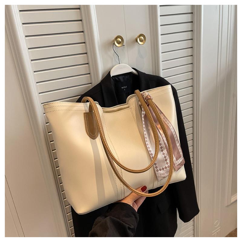 2025 New Spring Summer Advanced Ladies Single Shoulder Bag Fashion Scarves Decorative Handbags Large Capacity Commuter Tote Bag Sling Bag for Women