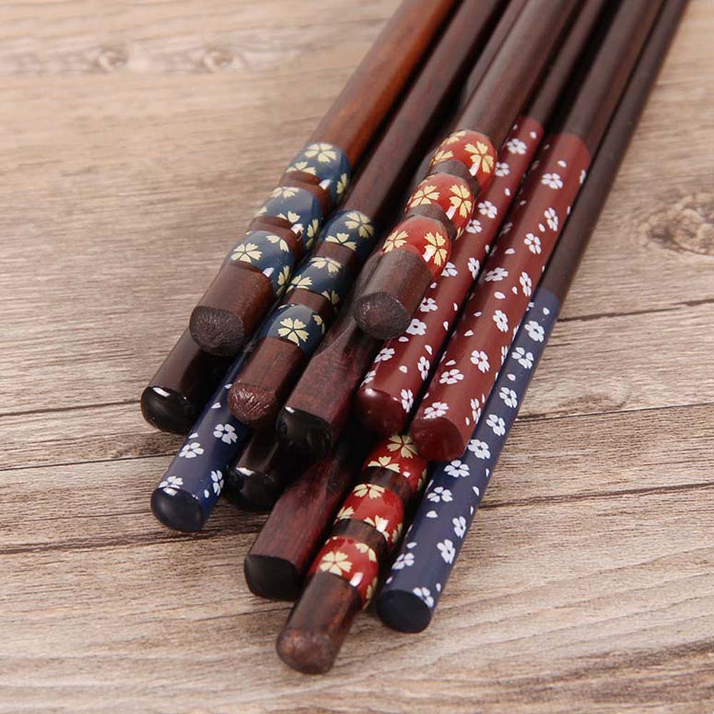 Natural Wooden Japanese Cooking Wood Chopsticks Sushi Chopsticks Kitchen Tools Dinnerware