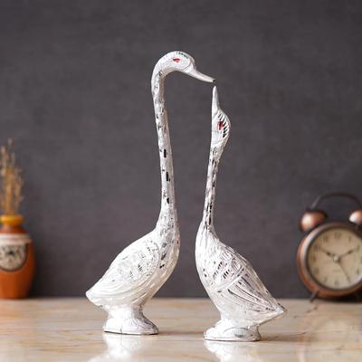 Pair of Kissing Duck, Swan Showpiece for Home Decor - 29 Cm (Silver)