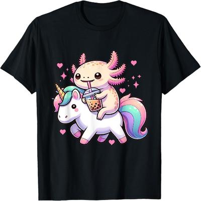 Roztomilé anime kawaii axolotl jedoucí na jednorožci a pijící bobu tričko