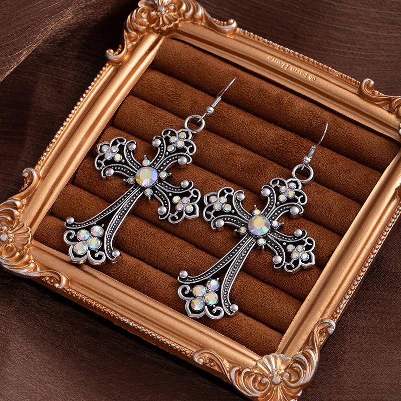 Vintage Baroque Rose Cross Earrings Women'S Hip Hop Versatile Earrings Premium Sense Flash Diamond Fashion Earrings