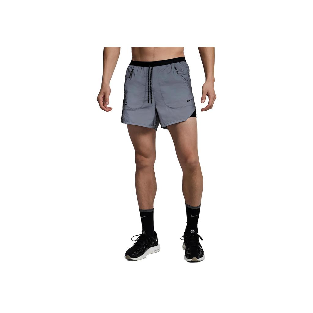 Nike Dri-FIT ADV Running Division Bequeme Weiche Vielseitige Shorts Herrenshorts Reflektierend-Silber Schwarz FZ1124-035