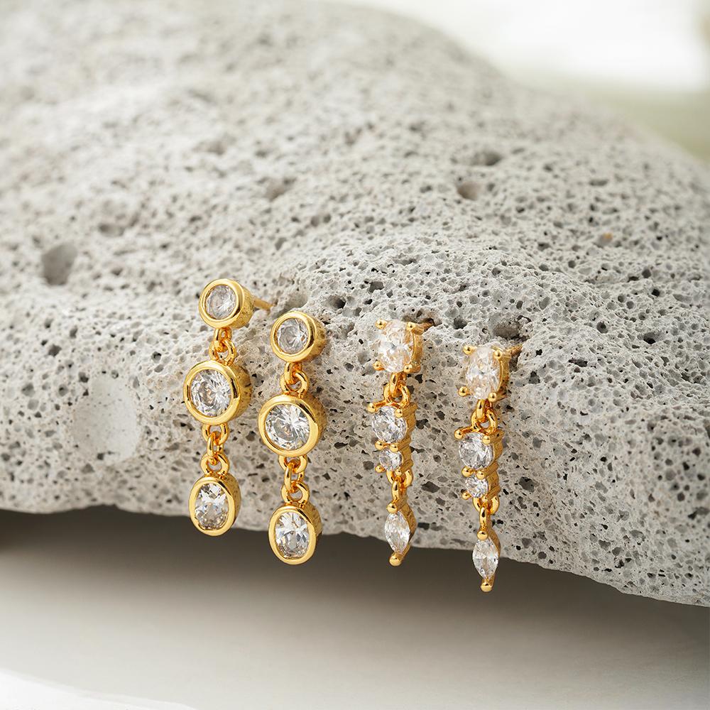 

2pair New Trendy Mini Round Cubic Zircon Chain Earrings for Women 18K Gold Plated Tiny Studs Dainty Zircon Gift for Her