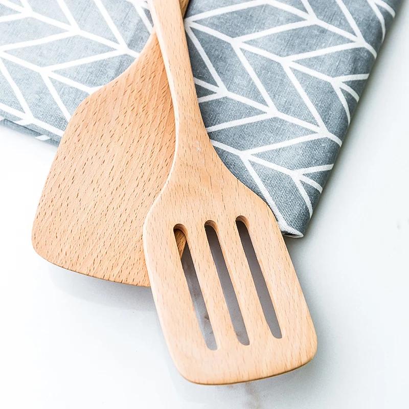 2Pcs Wooden Kitchen Spatula Nonstick Spatula Turner Set Slotted Cooking Shovel Long Handle Wok Spatula Wooden Kitchen Utensils