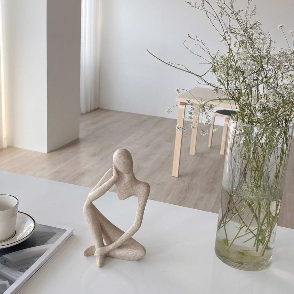 Moderne Der Denker Statue Sandfarbe Schreibtisch-Display-Ornamente Lese-Dekor