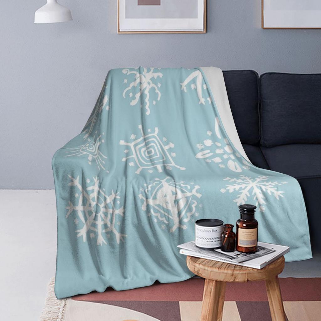 Christmas Snowflakes Pattern  Blanket Soft Warm Flannel Throw Blanket Plush for Bed Living room Picnic Travel Home Couch
