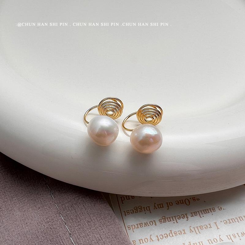 Real steamed bread bead ear clips, no ear piercings, high-end simple temperament, natural freshwater pearls, painless mosquito coil disc earrings