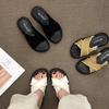 Stepping on shit feeling thick-soled cross slippers women's summer wear 2025 new fashion versatile flat-bottomed casual beach cool slippers