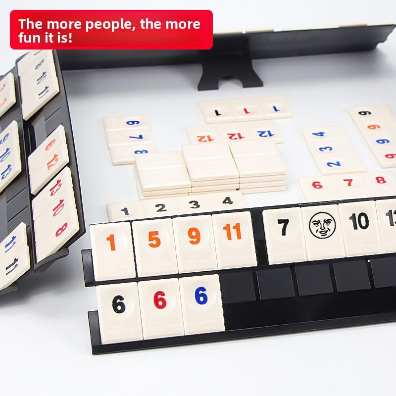 Joc Rummy Cub Non-Toxic Cu 4 Suporturi Set Joc Rummy Cub 106 Piese Cu Cutie Portabilă Set de Călătorie cu Piese Rummy Pentru Familie Jocuri de Societate Clasice