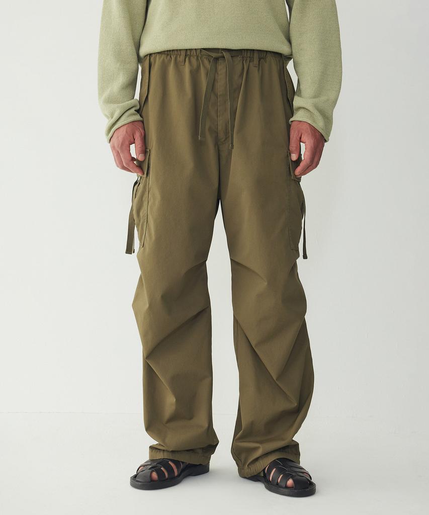 MAN ON THE BOON Cotton Parachute Pants_Olive 4716104014