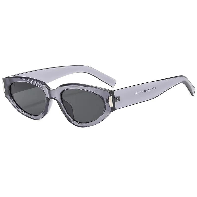 Classic Cat Eye Sunglasses Fashionable Retro UV Protection High End Feelings Sun Shades for Men And Women Gafas De Sol