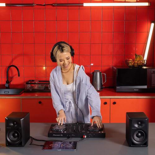 Pioneer DJ DDJ-FLX4 2-Deck Rekordbox and Serato DJ Controller - Graphite