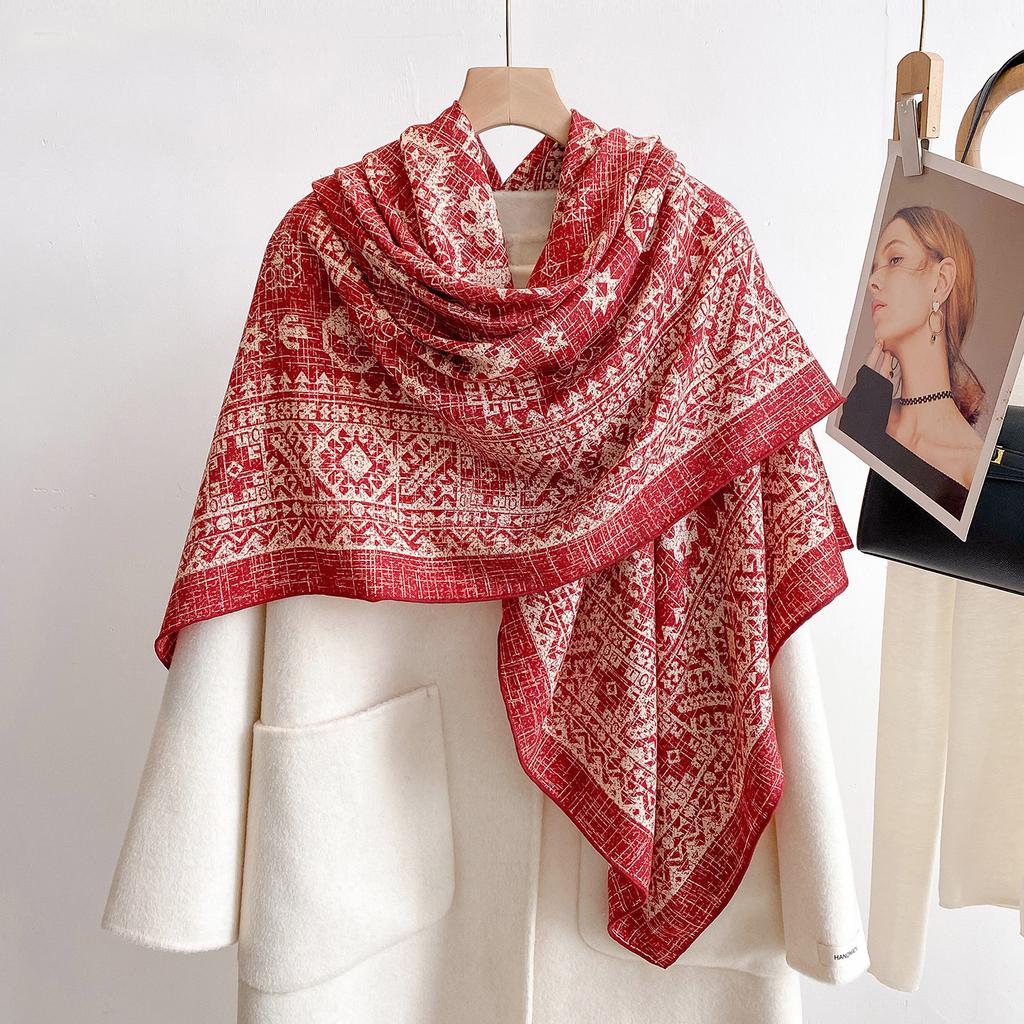 2025 autumn and winter new fashion versatile 135cm silk wool square scarf high-end neck care skin-friendly silk wool silk scarf