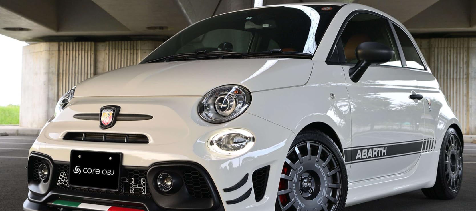 

Накладка на порог двери core OBJ Наклейка ABARTH CO-DSD-AB01