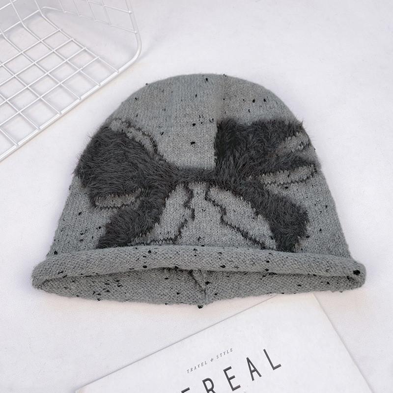 Autumn Winter Knit Hat For Women With Soft Material And Cozy Design серый