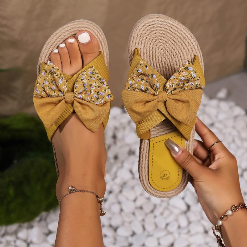 

Новые летние бежевые шлепанцы с цветком для женщин, однотонные модные домашние и уличные бежевые шлепанцы с цветком и бантом 40 жёлтый