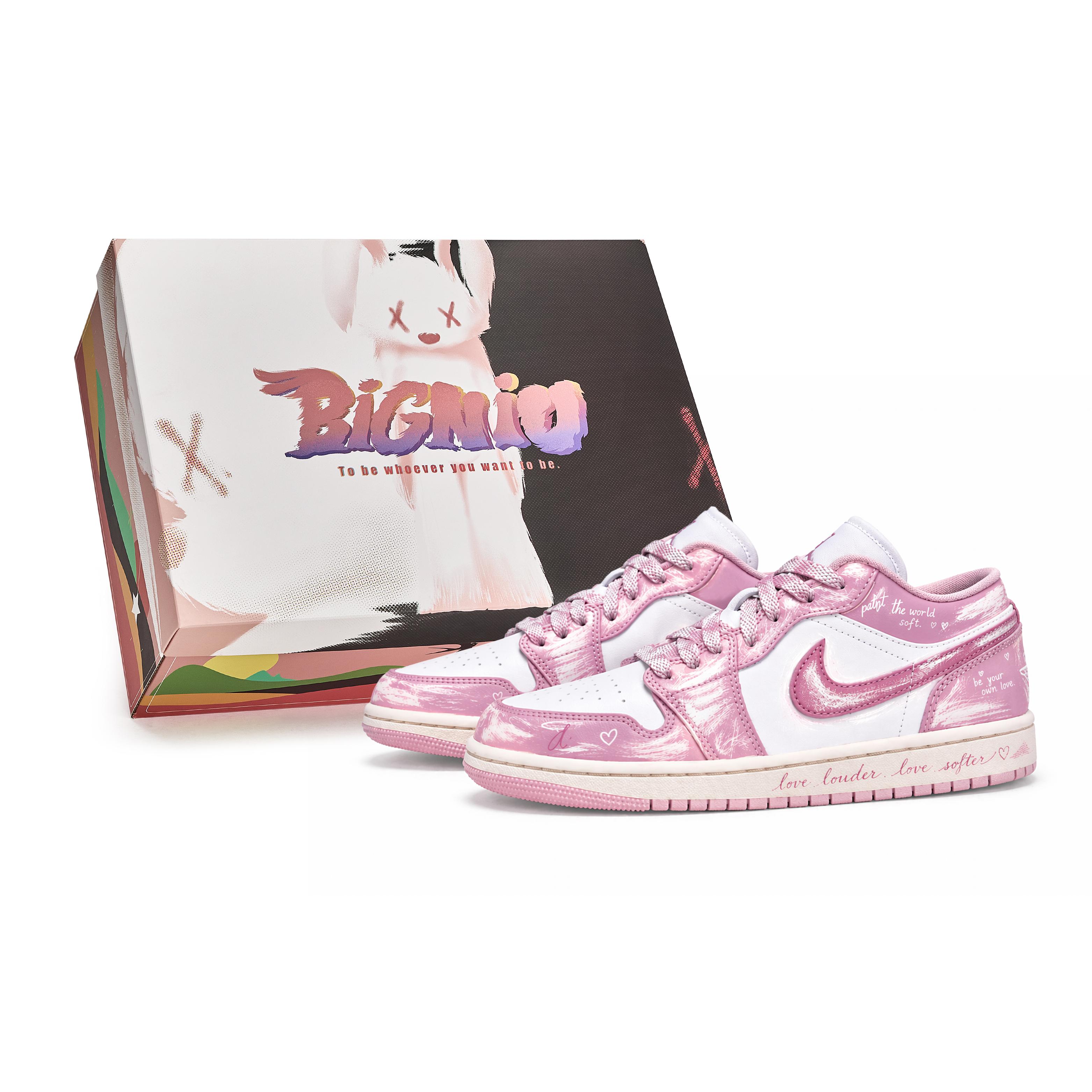 

Jordan Air Jordan 1 811 Manufacturing, Pink Love Letter, Special Shoe Box Slip Resistant Low top DC0774-607(Team80-S-BOX) 38