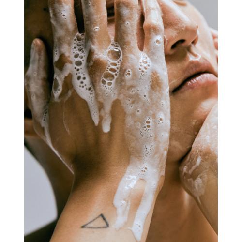 Limpador Facial Vegano com Extrato de Chá Verde