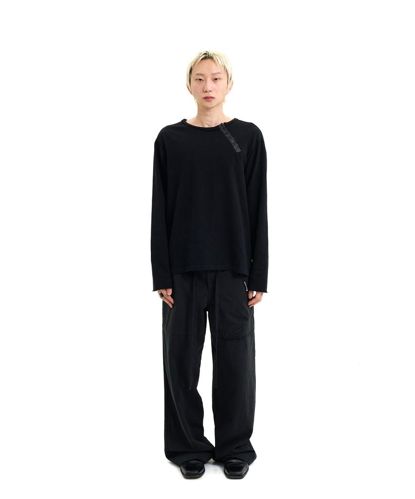 Laekeulopeu Asymmetric Long Sleeve T-Shirt - Black