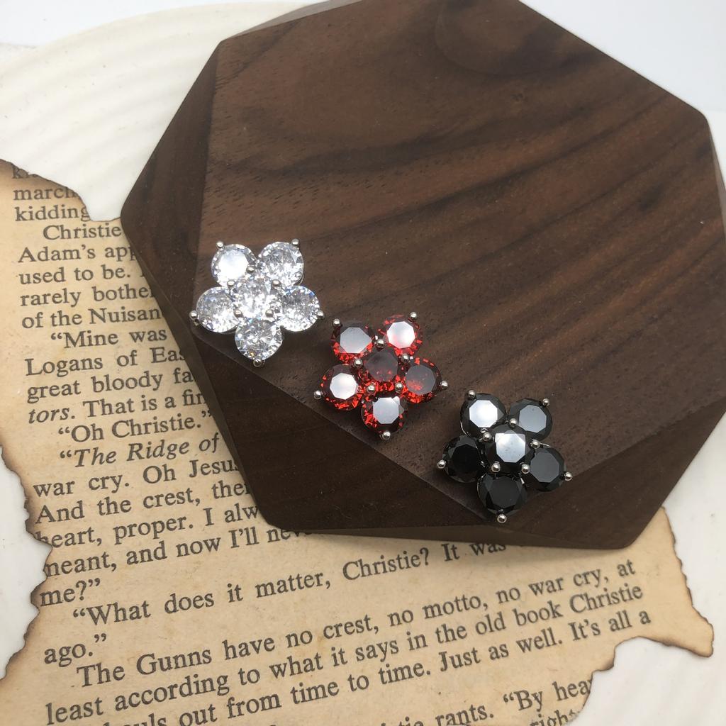 5pcs/lot Flower Crystal Buttons Cubic Zirconia Button for Clothes Decorative CZ Sewing Buttons for Cashmere Knit Cardigan