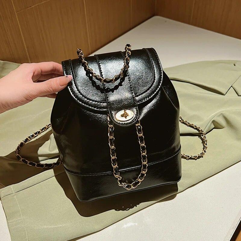 New Fashion Casual Women's Chain Backpack Solid Color Travel Backpack