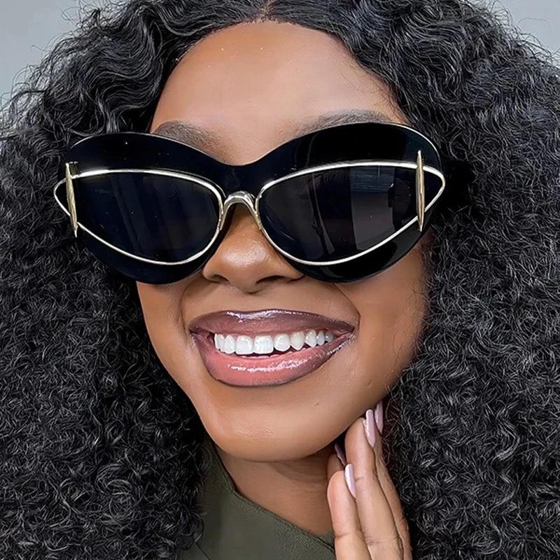 New  Oversized Cat Eye Sunglasses Women For Men Luxury Brand Designer Vintage Punk Sunglasses Popular Rivet Big Frame Eyewear