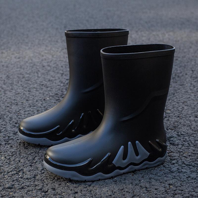 Men's Rain Boots Mid Tube Water Shoes Non-slip Waterproof Safety Work Chef Shoes Outdoor Wear-resistant Rain Boots Fishing Shoes
