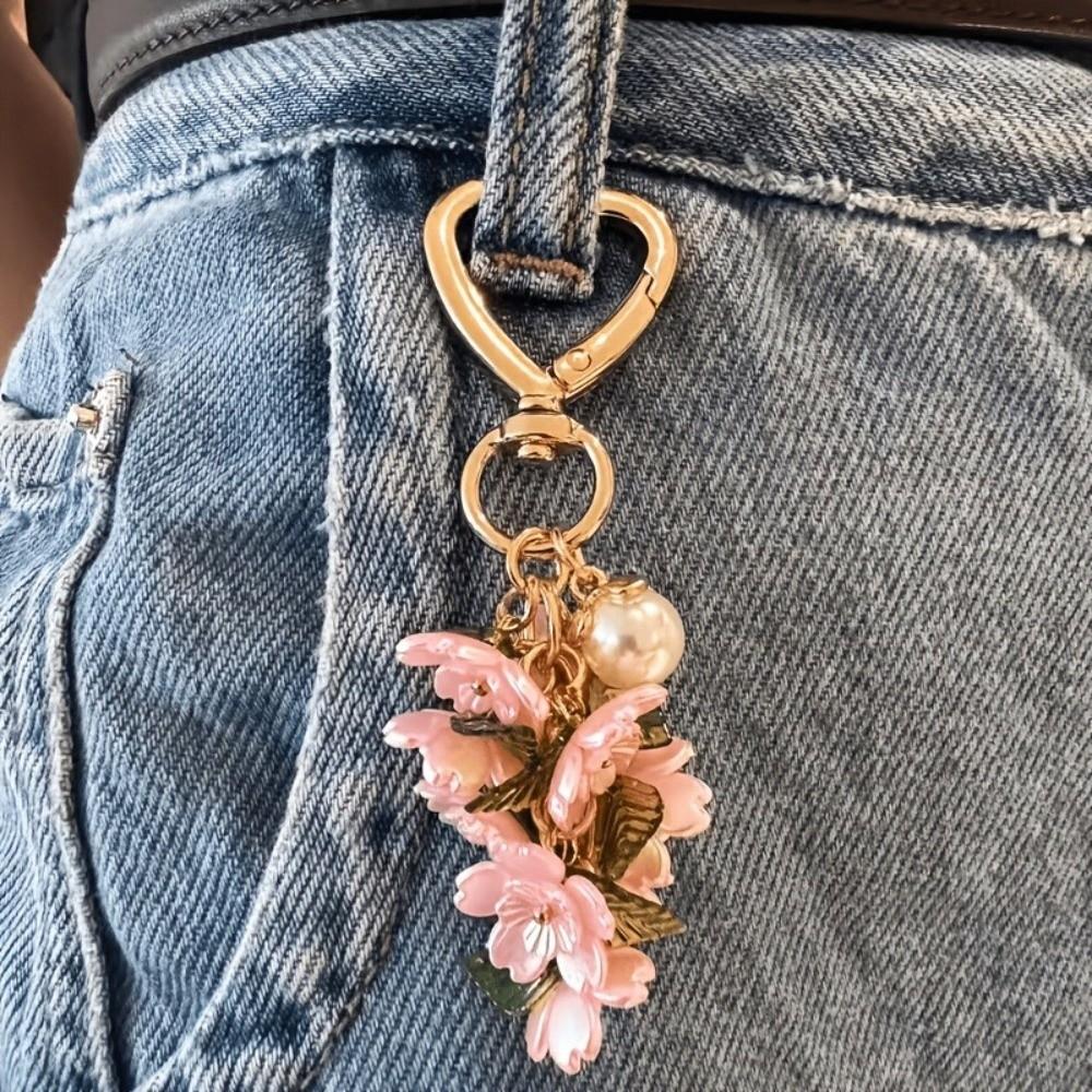 Porte-clés Romantique en Forme de Cœur Élégant Pendentif Fleur Charme Tendance pour Sac Accessoire de Sac à Dos