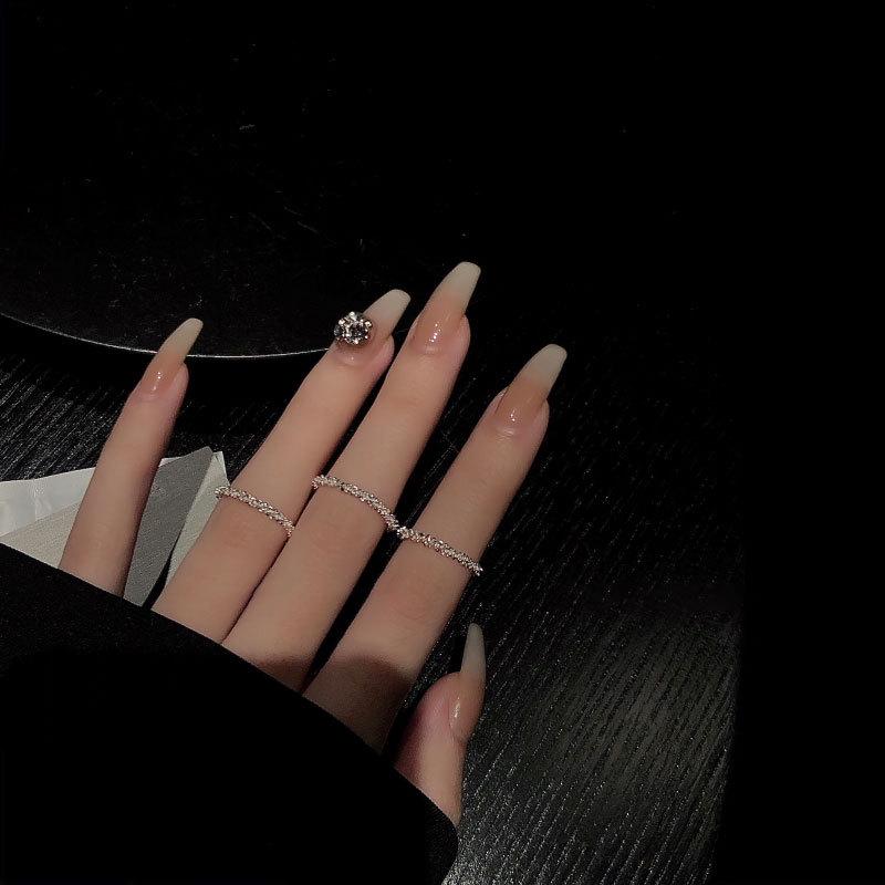 Wykwintny pierścionek Gwiezdne Niebo: Modny, Indywidualny, Lekki Luksusowy Design dla Kobiet i Mężczyzn