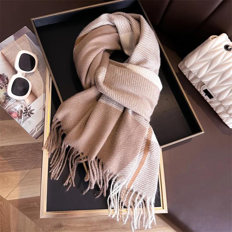 

Женский модный шарф Корейская версия Все с британской классической клеткой Утолщенный Студенческий Осенне-зимний Шейный Теплый Шарфы 200x66cm