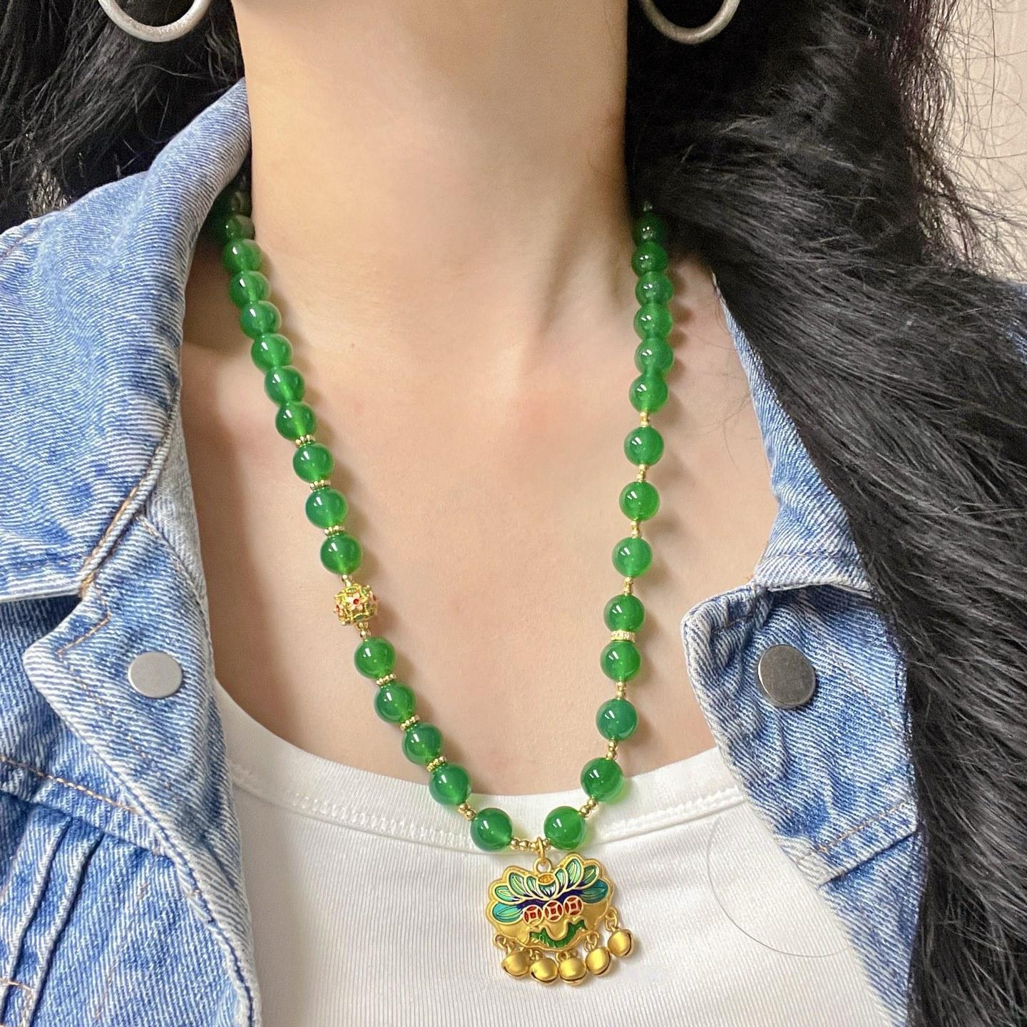 10Mm High Quality Ice Through Emperor Green Chalcedony Agate Sweater Chain Necklace