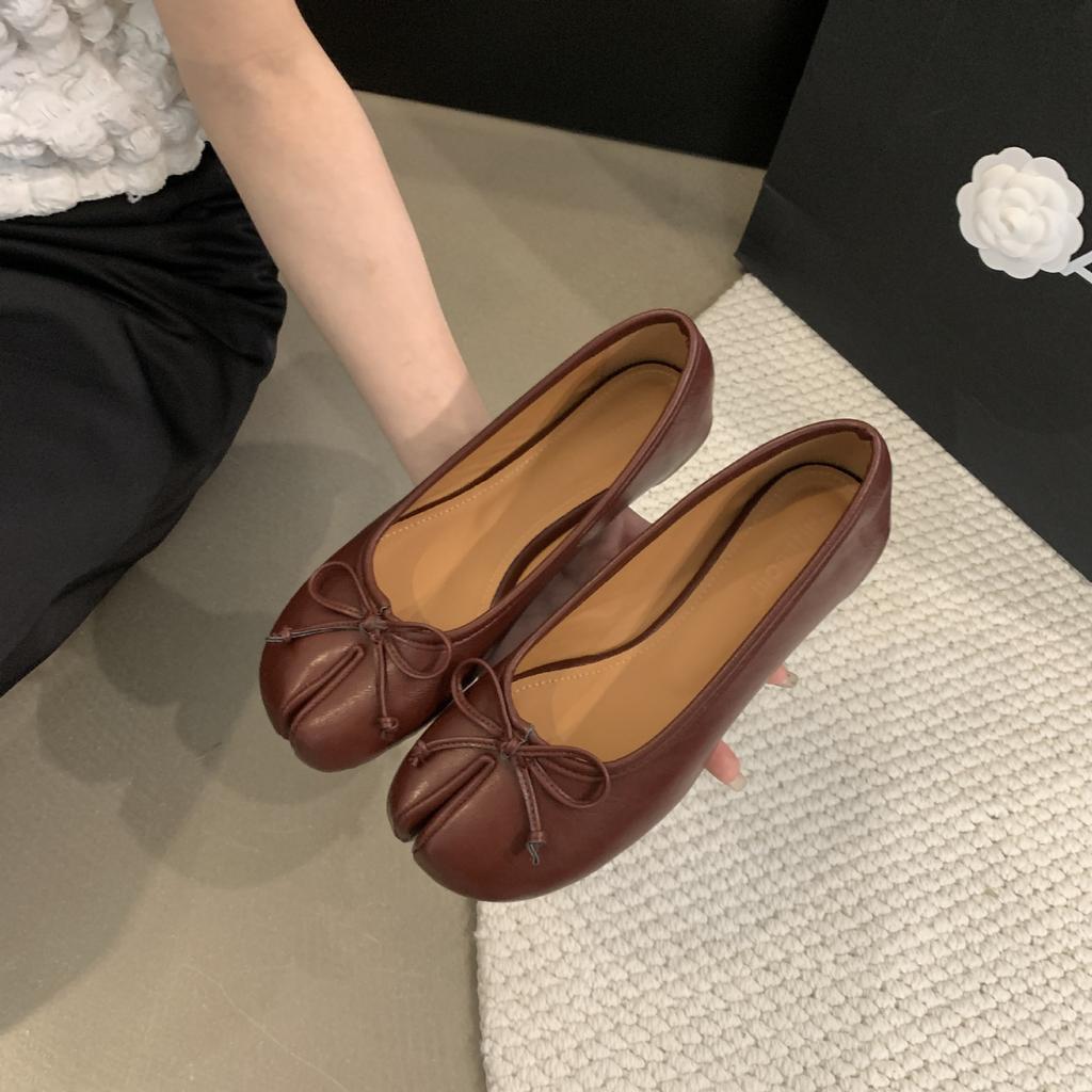 Fashion Soft Leather Split Toe Women Tabi Ballet Flats Spring Autumn Comfortable Walking Lazy Loafers Women Slip-On Casual Shoes