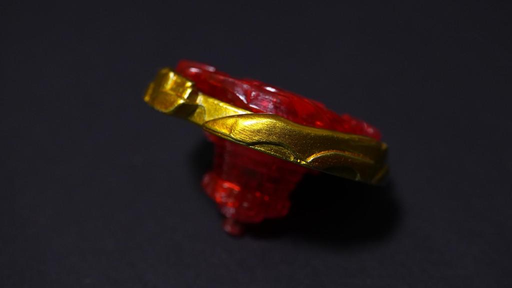 Storm Pegasis Crimson-Version. Limitierter Metal Fight Bay Blade Metabay Explosion HMS 4D Zero G Burst X Spielzeug Teile Anime Spiele Actionspielzeug