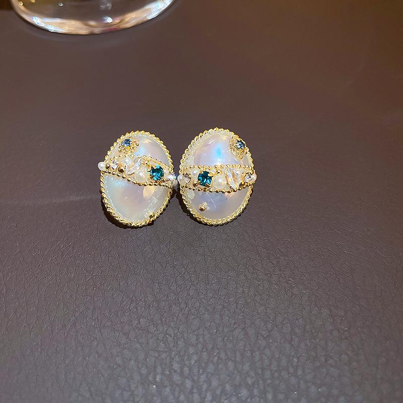 Zircon Mermaid Ji Pearl Geometric Oval Earrings French Light Luxury Premium Stud Earrings Temperament Earrings
