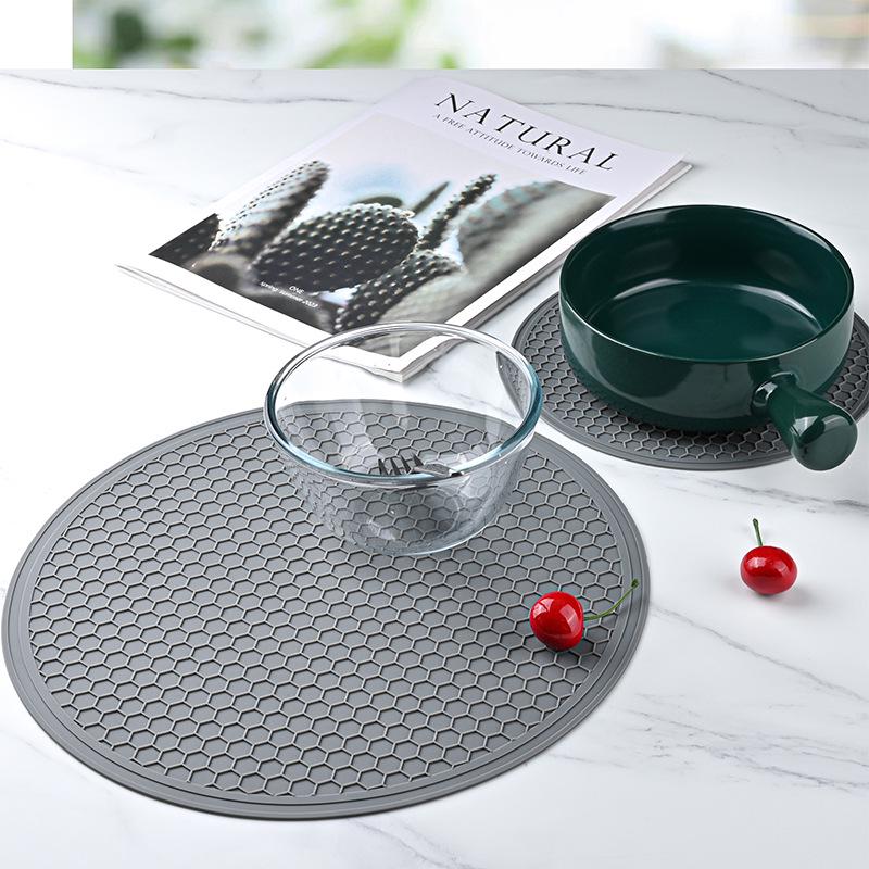 Heat-Resistant Wave Pattern Non-Slip Silicone Kitchen Mat