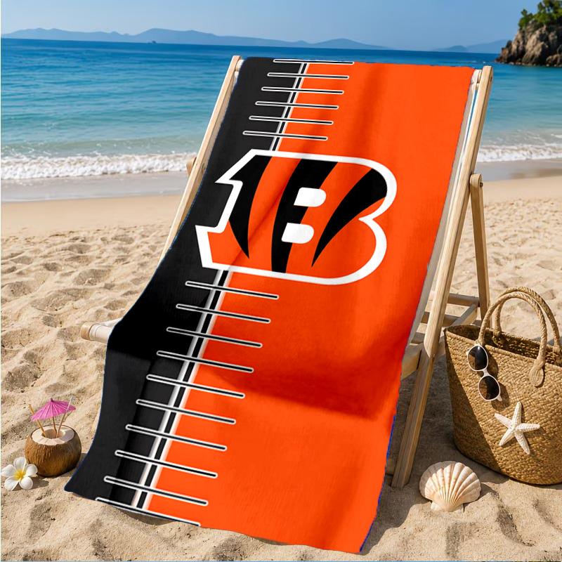 Cincinnati Bengals Helm Strandtuch, Mikrofaser-Strandtuch, Perfekt für Pool, Strand, Reisen, Heimdekoration Strandparty Fan-Geschenke