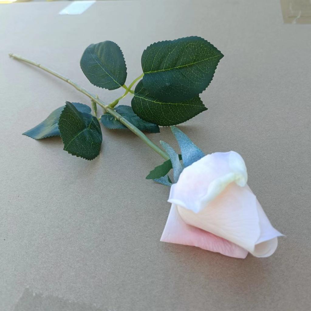 Simulation Moisturizing Rose Bud Living Room Decoration Tv Cabinet Flower Arrangement Silk Flower Fake Flower Bouquet Photography Ornament