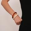 Modische Runde Marmormuster Acryl Armbänder Armreifen für Damen Einfache Persönlichkeit Vintage Beige Braun Armreif Damen Schmuck