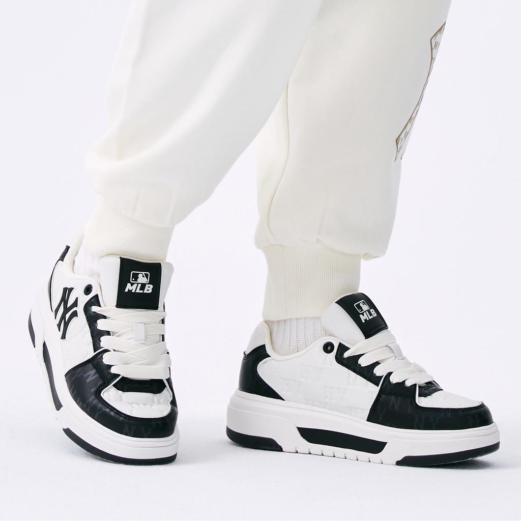 MLB New York Yankees Slip Resistant, Abrasion Resistant, Height Increasing Low Top Skateboard Shoes Unisex Black White 3ASXM075N-50BKS