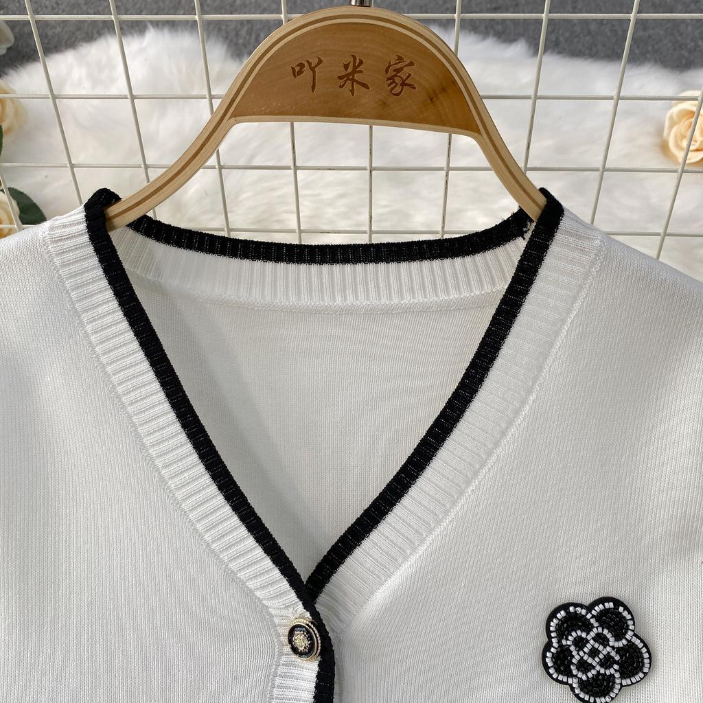 Summer Women Camellia Beading Knitted Sweater Tracksuit Short Sleeve V-neck Jacket Top and Ankle Length Pant Two Piece Set