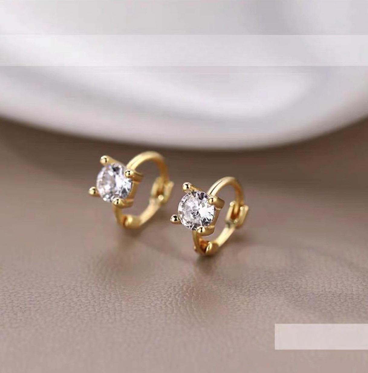 

Female Fashion Personalized Earrings 1 pair of earrings золотой