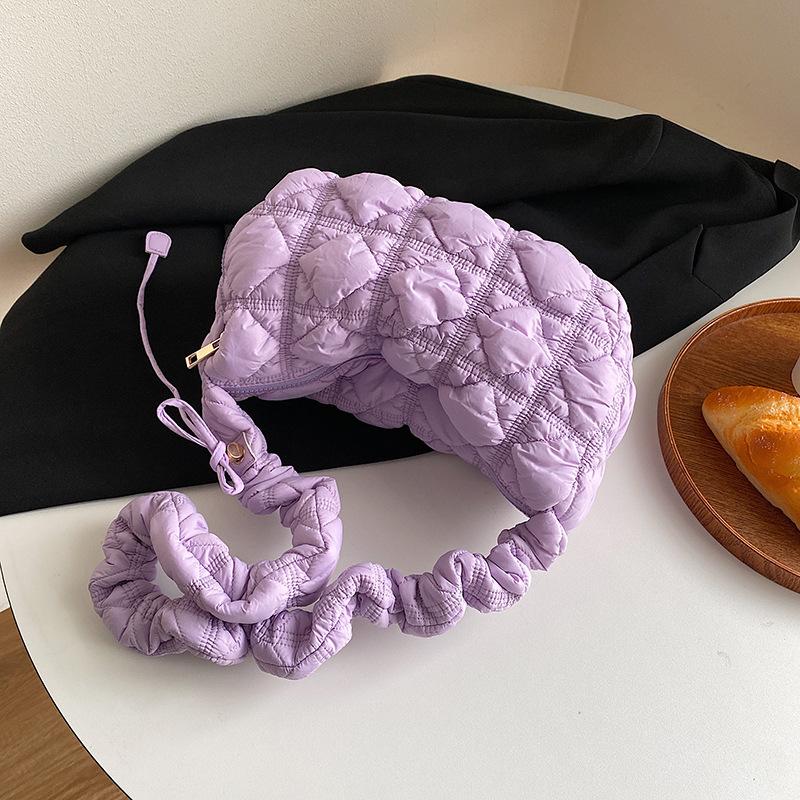 Large capacity dumpling bag spring and summer niche versatile cloud pleated bag women's bag high-end shoulder bag messenger bag