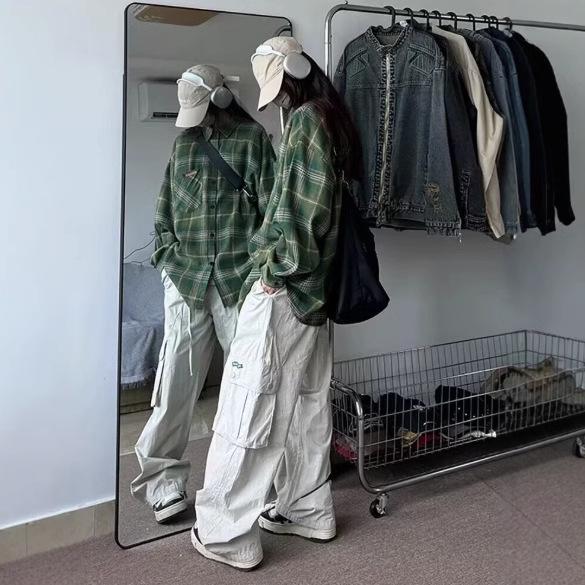 

2024 Японская рубашка унисекс в клетку в стиле Гонконга с длинным рукавом - Весенний тренд, Универсальная, Свободного кроя L зелёный