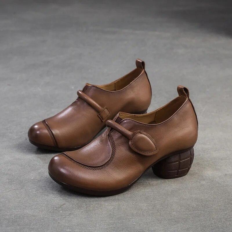 

Туфли Johnature из натуральной кожи, универсальные женские туфли на высоком каблуке с круглым носком в стиле ретро, ​​на мягкой подошве 39 коричневый