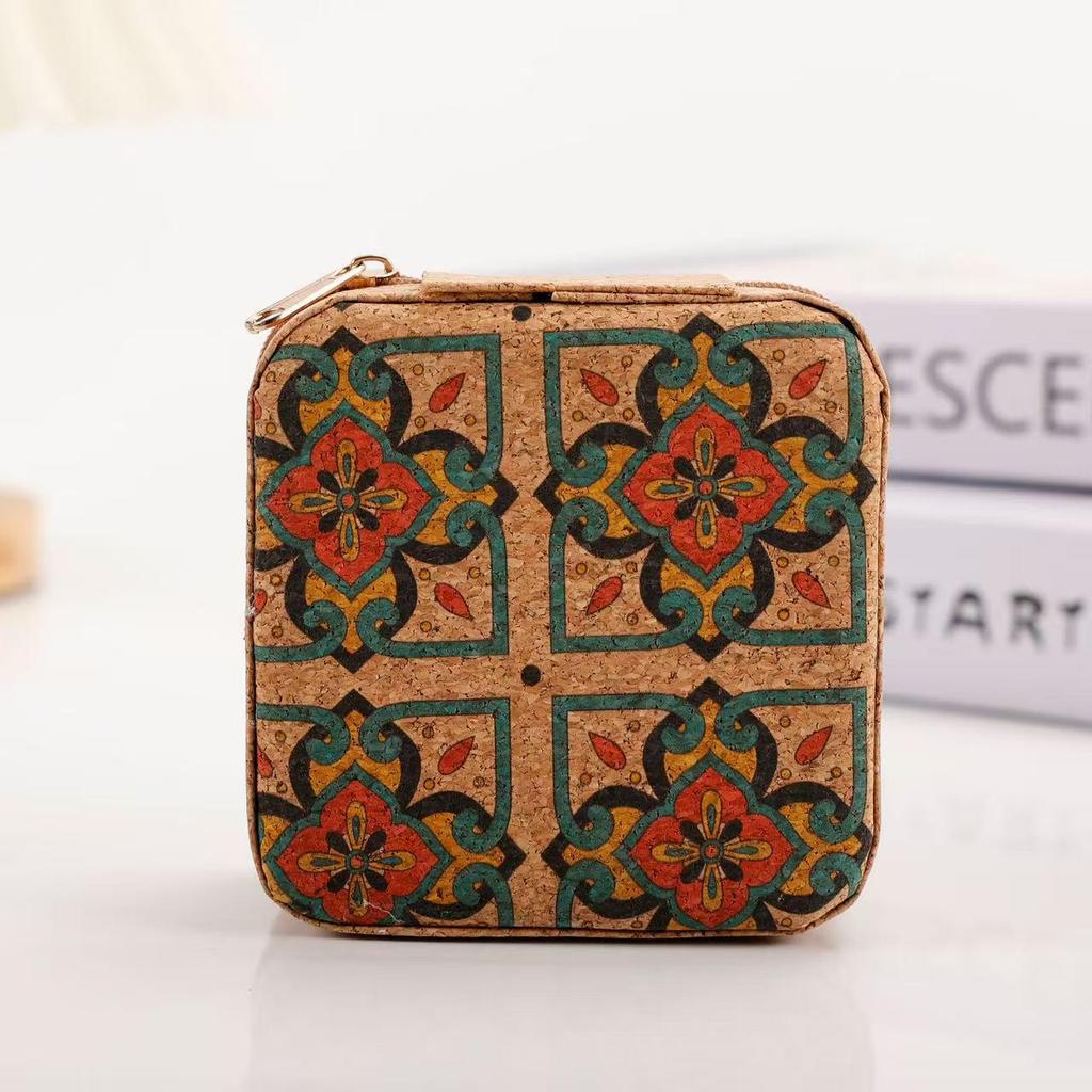Retro Portable Cork Jewelry Box for Earrings, Rings & Necklaces