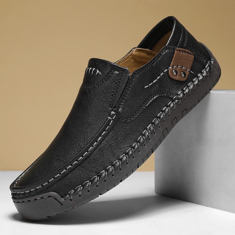 Fashion New Handmade Leather Men Shoes Casual Comfortable Men Slip On Leather Loafers Men Flats Hot Sale Moccasins Tooling Shoes Man