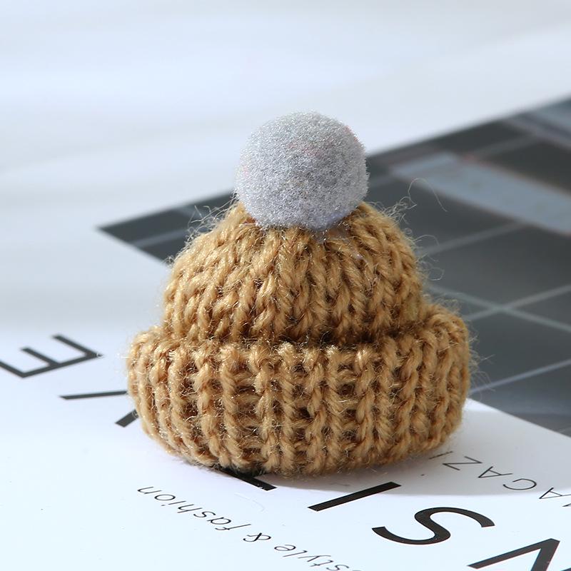 Korean Style Knitted Wool Hat with DIY Pompom Decoration - Mini Christmas Accessory