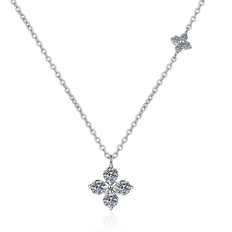

Silver Clover Moissanite Pendant Necklace for Women, Elegant Fine Jewelry Gift